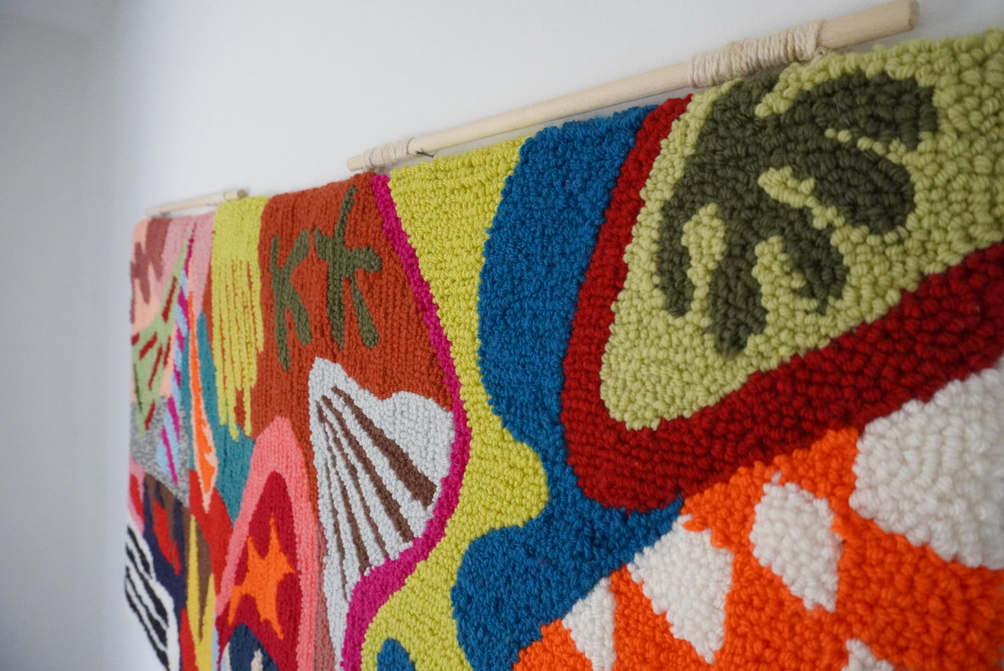 Graffiti stile wall rug