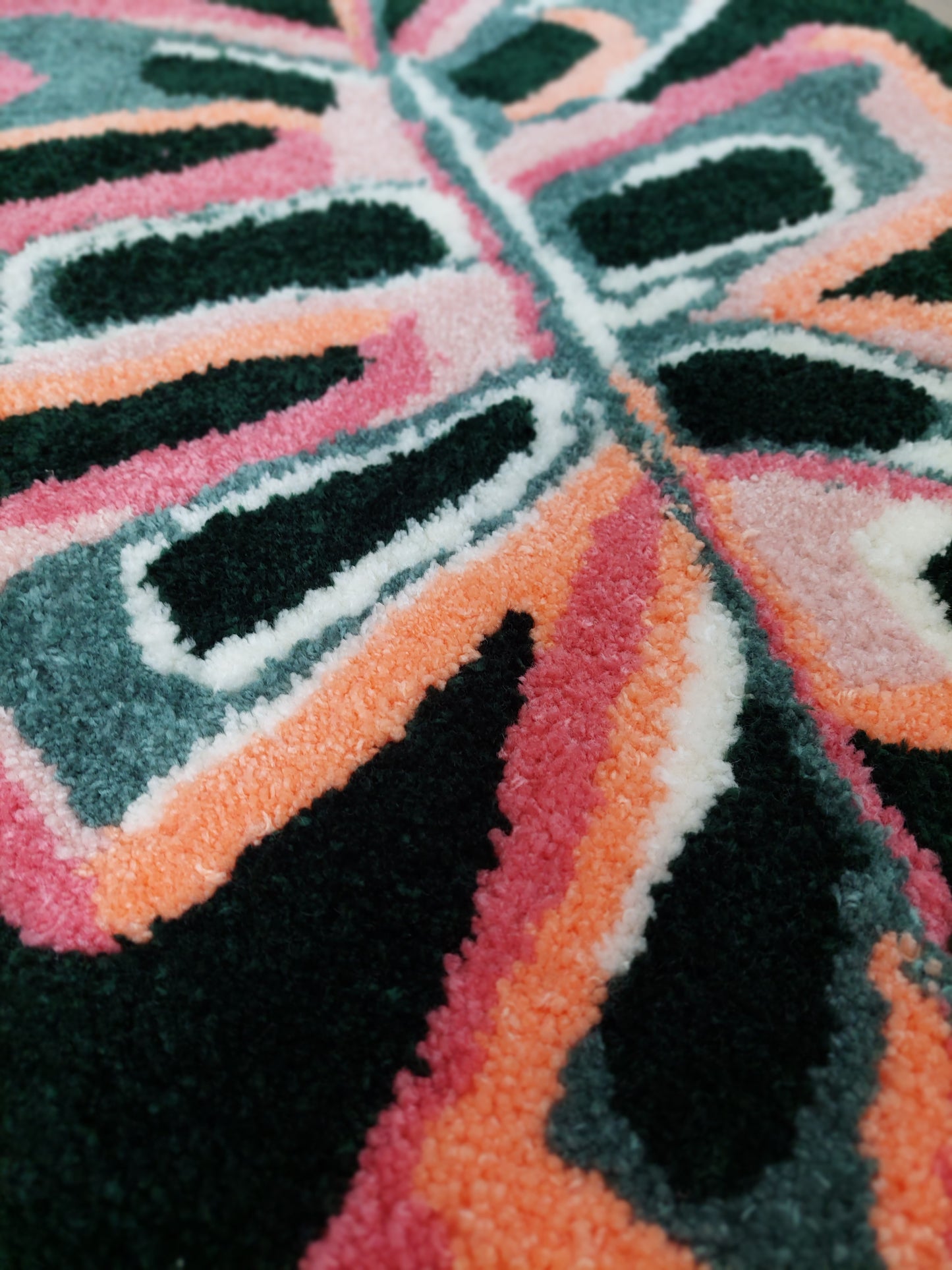 Monstera Rug