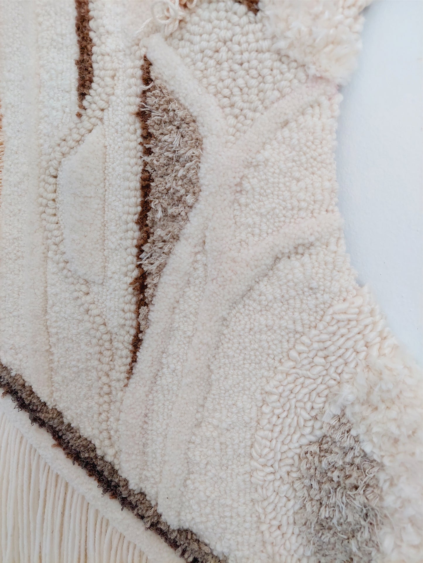 Wall Rug White Leaves